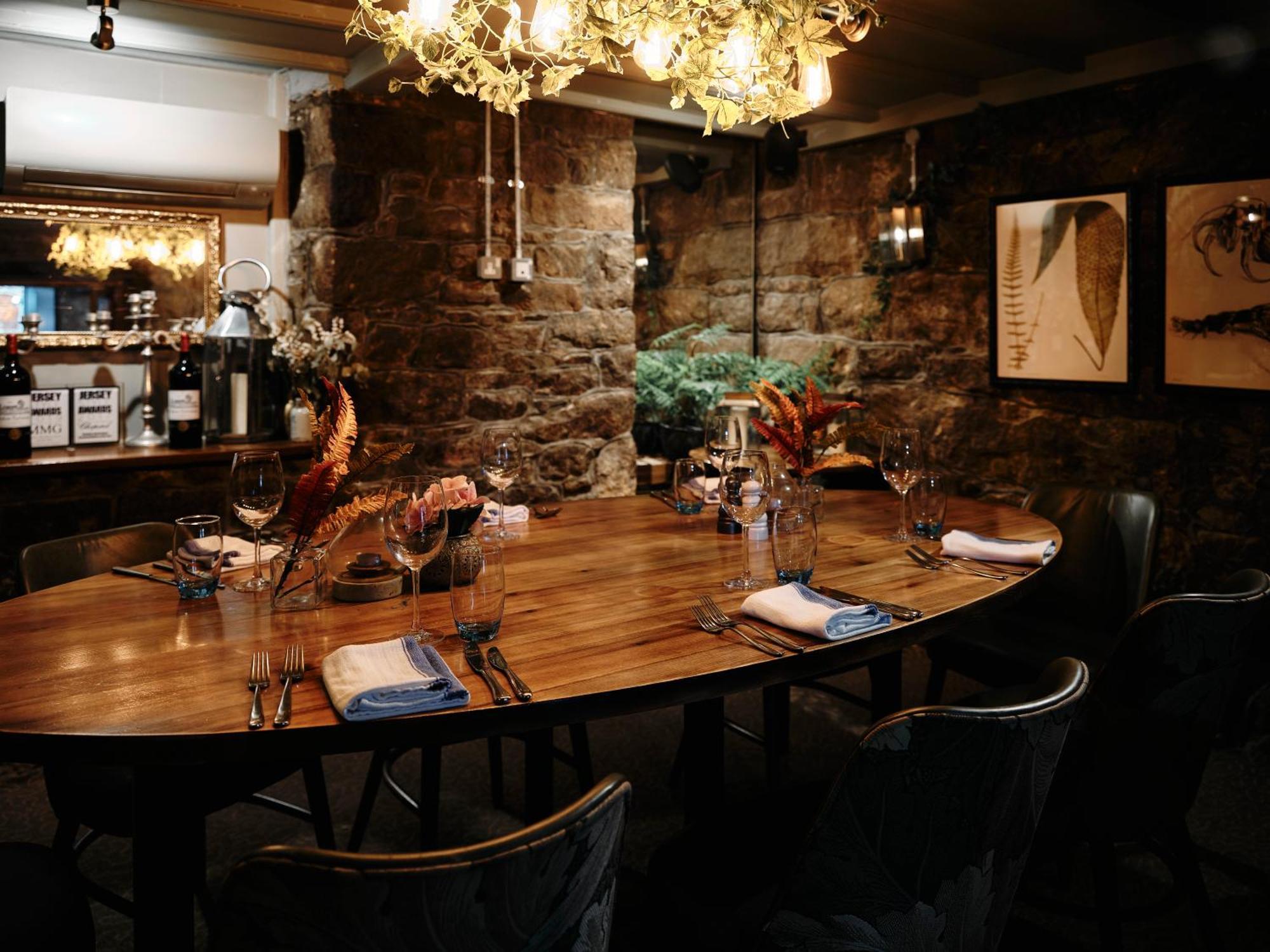 Old Court House Inn St Aubin Εξωτερικό φωτογραφία